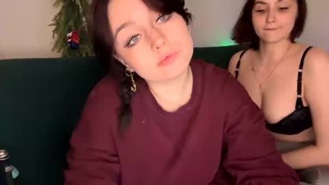 Evelyn  online show from 21, 12, 2024