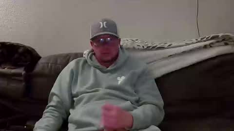 HuingsingleDad79 online show from 6, 4, 2026