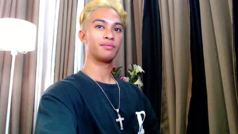 Snapshot of hunk_edward chatting on 12, 6, 2026 hunk_edward online show from 12, 6, 2026