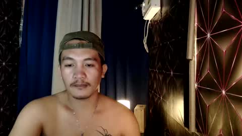 hunkylloyd online show from 15, 12, 2024