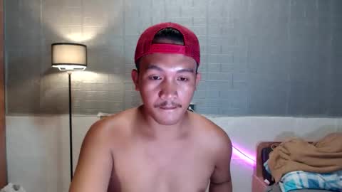 hunkylloyd online show from 3, 2, 2026