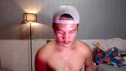 hunkylloyd online show from 23, 2, 2026