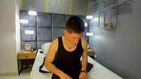 hunterheat_ online show from 17, 9, 2025