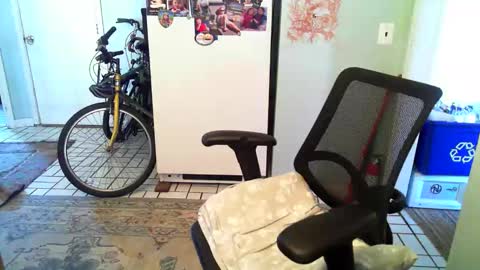 Hunter XX 420 online show from 8, 4, 2026