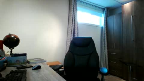 Snapshot of hurley7890 chatting on 6, 12, 2024 hurley7890 online show from 6, 12, 2024