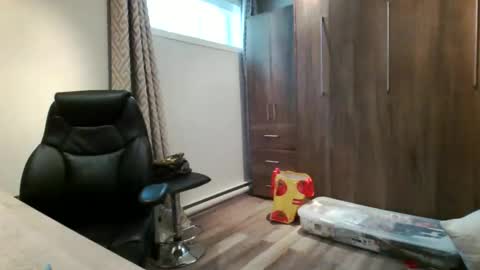 Snapshot of hurley7890 chatting on 11, 12, 2024 hurley7890 online show from 11, 12, 2024