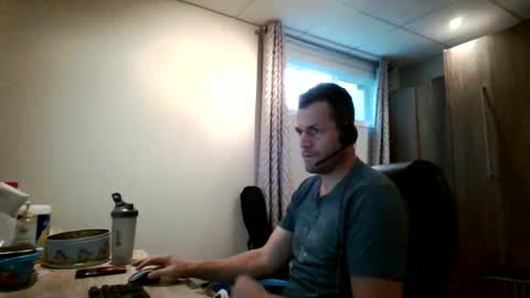 Snapshot of hurley7890 chatting on 7, 10, 2025 hurley7890 online show from 7, 10, 2025