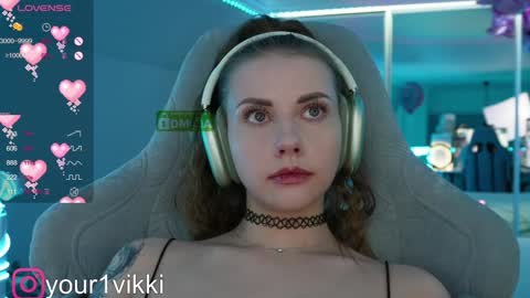 Snapshot of hustleebabyy_vikki chatting on 9, 12, 2024 Vika online show from 9, 12, 2024