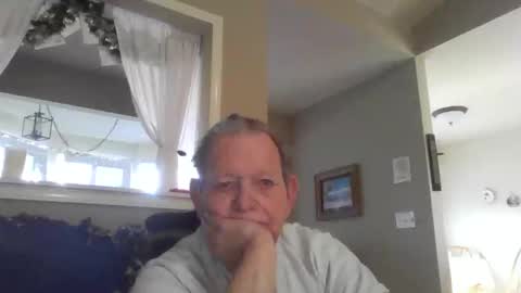 Snapshot of hvl13 chatting on 30, 12, 2024 hvl13 online show from 30, 12, 2024