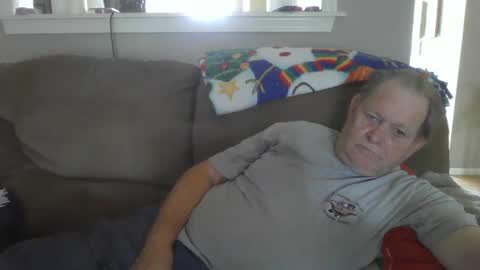 Snapshot of hvl13 chatting on 19, 9, 2025 hvl13 online show from 19, 9, 2025