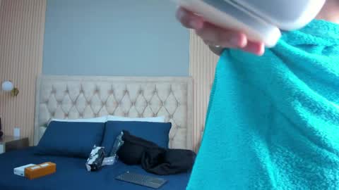 hxxyro online show from 9, 4, 2026