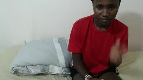 hyacinth_b online show from 11, 4, 2026