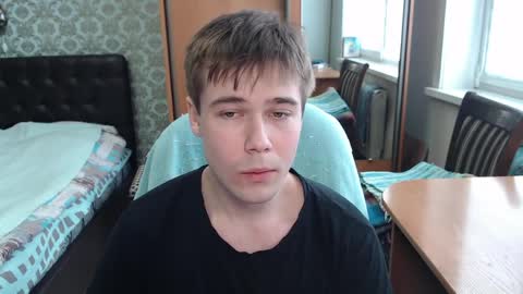 Tom online show from 4, 4, 2026