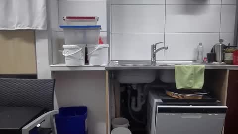 hybride8825 online show from 4, 10, 2025