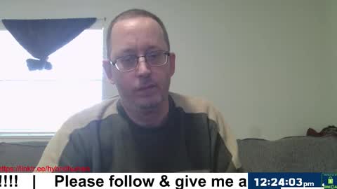 Snapshot of hybridhuman666 chatting on 14, 12, 2025 Bob Anderson online show from 14, 12, 2025