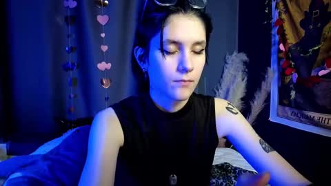 Hyeon Jin online show from 24, 2, 2025