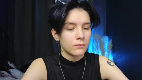 Hyeon Jin online show from 12, 3, 2025