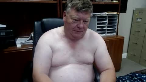 Snapshot of hypnotizing4u chatting on 8, 7, 2026 hypnotizing4u online show from 8, 7, 2026