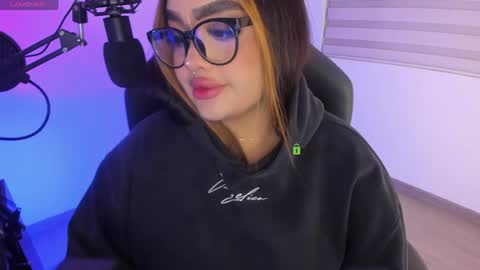 Ari online show from 16, 4, 2026