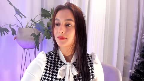 Snapshot of i_am_lucy1 chatting on 30, 12, 2024 Lucy online show from 30, 12, 2024