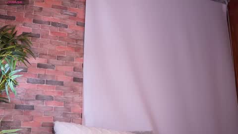 Snapshot of i_am_lucy1 chatting on 8, 2, 2025 Lucy online show from 8, 2, 2025