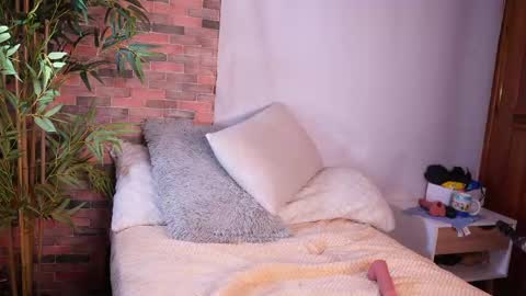 Snapshot of i_am_lucy1 chatting on 11, 2, 2025 Lucy online show from 11, 2, 2025