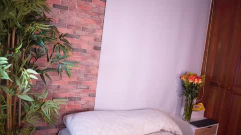 Snapshot of i_am_lucy1 chatting on 13, 2, 2025 Lucy online show from 13, 2, 2025