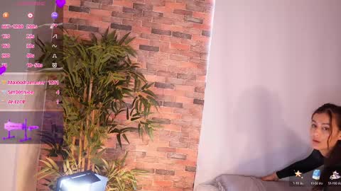 Snapshot of i_am_lucy1 chatting on 14, 2, 2025 Lucy online show from 14, 2, 2025