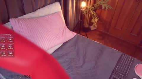 Snapshot of i_am_lucy1 chatting on 24, 9, 2025 Lucy online show from 24, 9, 2025