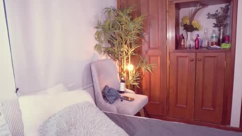 Snapshot of i_am_lucy1 chatting on 26, 10, 2025 Lucy online show from 26, 10, 2025