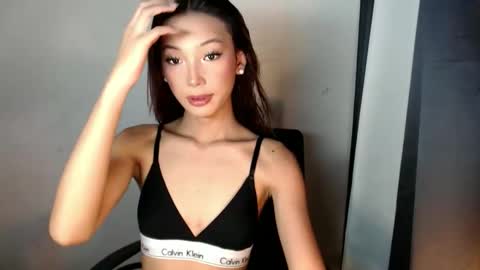 Snapshot of i_can_do_both chatting on 15, 9, 2025 jek online show from 15, 9, 2025