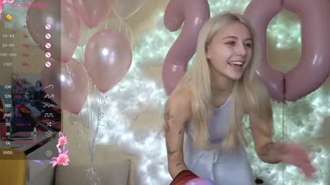 Aysi online show from 4, 12, 2024