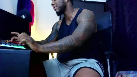 Mr H Independent model online show from 30, 3, 2026