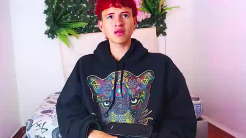 Snapshot of iam_lukas__ chatting on 17, 10, 2025 iam_lukas__ online show from 17, 10, 2025