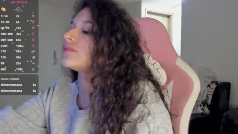 Snapshot of iam_nikki chatting on 8, 3, 2025 On instagram Imm NikkiHelp me reach 100 likes online show from 8, 3, 2025