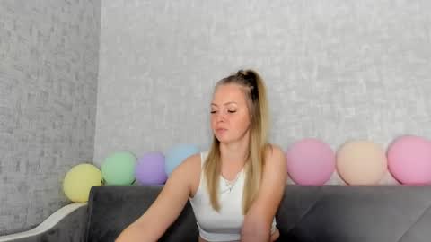 Snapshot of iam_venus chatting on 30, 10, 2025 Venus online show from 30, 10, 2025