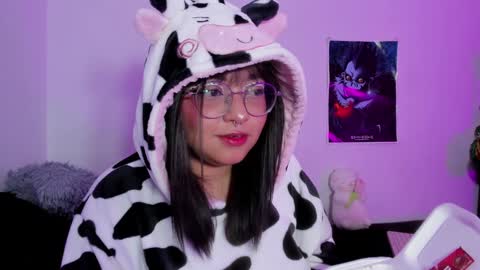 Snapshot of iam_zoechan chatting on 12, 12, 2024 Zoe 3 online show from 12, 12, 2024