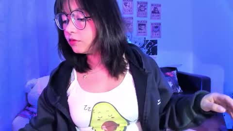 Snapshot of iam_zoechan chatting on 21, 9, 2025 Zoe 3 online show from 21, 9, 2025