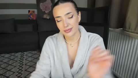 Baby Gal online show from 15, 11, 2025