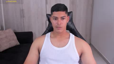 Snapshot of iamdylan777 chatting on 18, 9, 2025 Dylan independent model online show from 18, 9, 2025