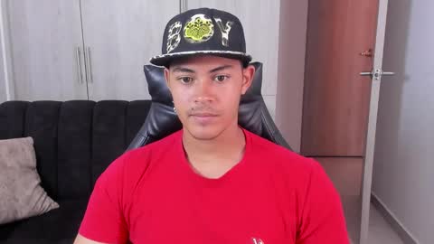 Snapshot of iamdylan777 chatting on 9, 10, 2025 Dylan independent model online show from 9, 10, 2025