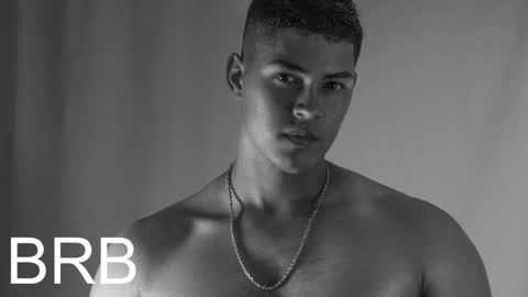 Dylan  independent model  online show from 3, 6, 2026