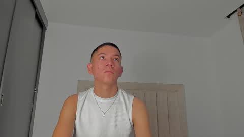 Juliiiiian online show from 4, 2, 2026