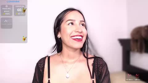 Snapshot of iamlara1 chatting on 2, 3, 2025 Lara online show from 2, 3, 2025