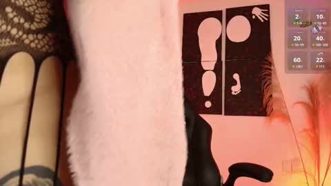 Snapshot of iamlola_ chatting on 15, 10, 2025 IM LOLA online show from 15, 10, 2025