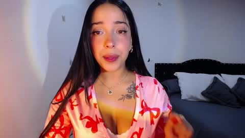 Snapshot of iamroxanne chatting on 12, 9, 2025 Camila online show from 12, 9, 2025