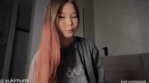 iamyuki_ online show from 21, 3, 2026