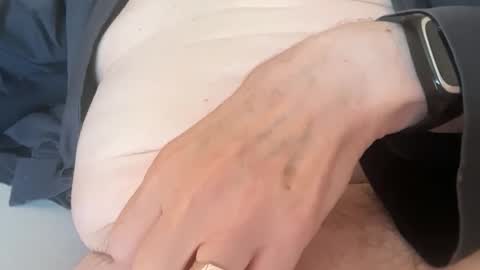 Snapshot of ian53a chatting on 27, 9, 2025 ian53a - mature UK man for same online show from 27, 9, 2025