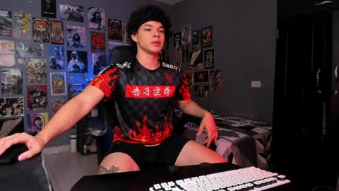 Snapshot of ian_versace chatting on 2, 2, 2025 Andres online show from 2, 2, 2025