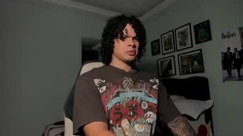 Snapshot of ian_versace chatting on 25, 6, 2026 Andres online show from 25, 6, 2026